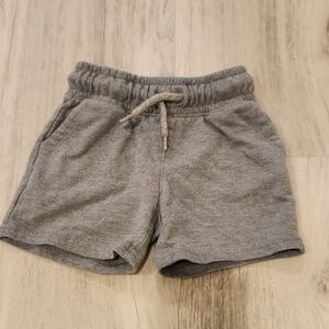 Heather Gray Casual Shorts with Elastic Waistband and Relaxed Fit